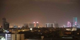 Çöl tozu bulutu İzmir’de etkisini sürdürüyor
