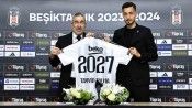 Beşiktaş, Tayyip Talha Sanuç ile 3 genç futbolcusunun sözleşmesini yeniledi
