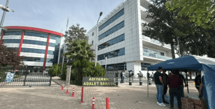 Depremde 72 kişinin öldüğü İsias Oteli'ne ilişkin davaya devam edildi