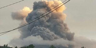 Endonezya'da yanardağ patlamasından etkilenen aileler güvenli bölgelere nakledilecek