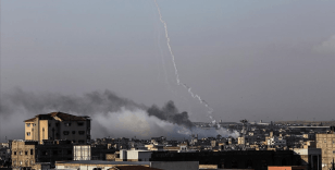 İsrail ordusu, son 24 saatte Gazze'de 100'den fazla yere hava saldırısı düzenledi