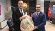 Muradiye OSB Başkanı Kıvırcık, Bakan Kacır’a çalışmalarını anlattı
