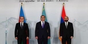 Azerbaycan ve Ermenistan dışişleri bakanları 'barış anlaşması' için Kazakistan’da görüştü