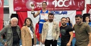 Şırnaklı milli sporcu Pınar Benek, Dubai yolcusu
