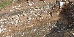 Elazığ’da asfalt yüklü tanker devrildi: 1 yaralı
