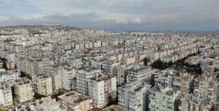 Antalya’ya yerleşen Rusya ve Ukraynalılar memleketlerine dönüş yapıyor
