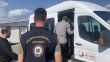 Osmaniye'de durdurulan otomobilin bagajından kaçak göçmen çıktı