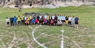İhsaniye’de Frigya 1. Geleneksel Futbol Turnuvası düzenlendi
