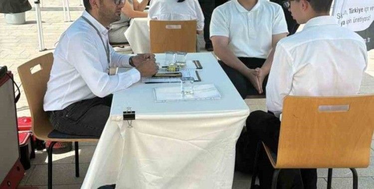 Aliağa Habaş Hamdi Başaran öğrencileri iş dünyasıyla buluşuyor

