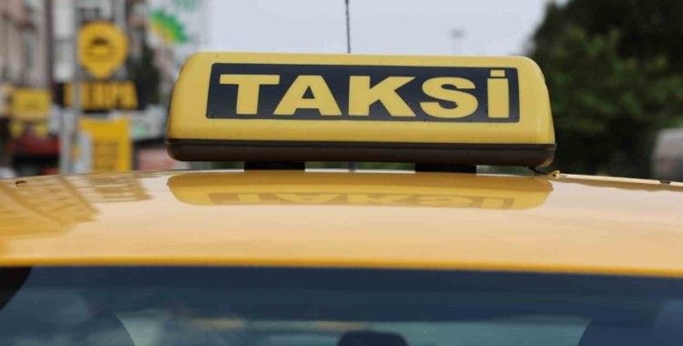 İzmir’de taksi ücretlerine fiyat güncellemesi bekleniyor
