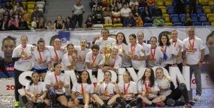 Hentbol Kadınlar Süper Ligi’nde Armada Praxis Yalıkavak şampiyon oldu
