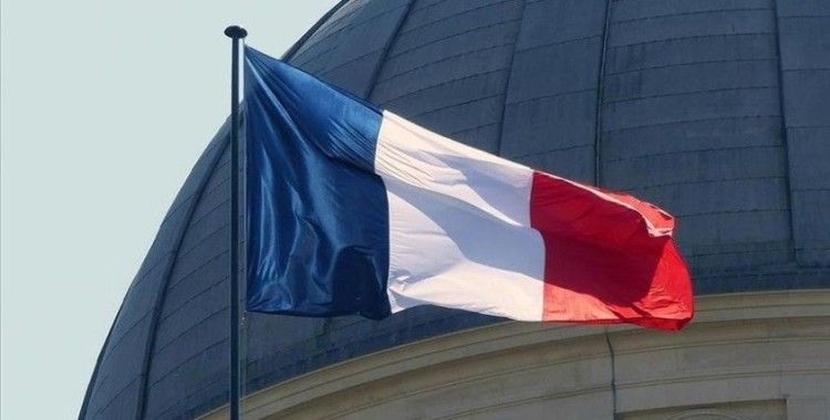 Fransa'da bir cami ırkçı saldırıya uğradı