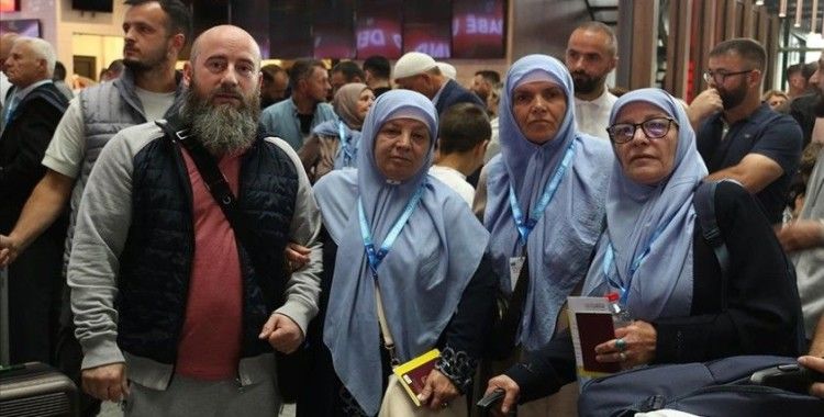 Kosova'dan ilk hacı kafilesi yola çıktı