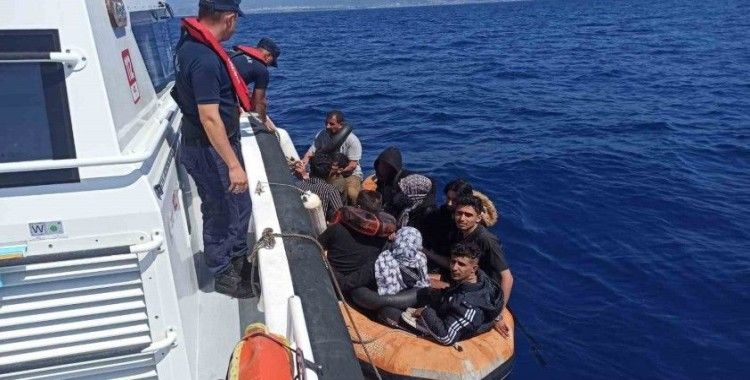 Aydın’da 10 düzensiz göçmen kurtarıldı
