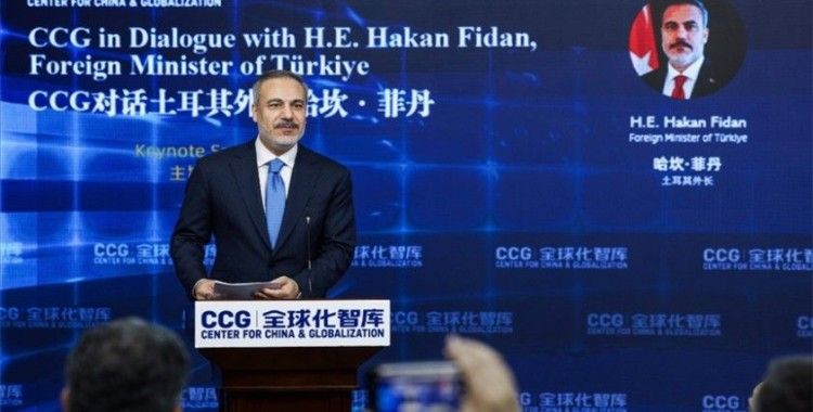 Dışişleri Bakanı Fidan, Çin'de 'Değişen Dünya Düzeninde Türkiye-Çin İlişkilerini' anlattı