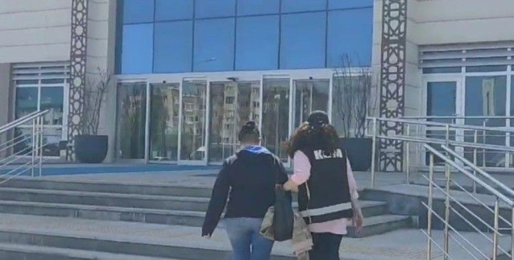 Çanakkale’de kendini MİT personeli olarak tanıtan kişi yakalandı
