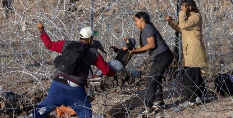 Biden, ABD-Meksika sınırını yasa dışı göçmen girişlerine kapatan kararını duyurdu