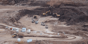 Bakan Bayraktar, İliç'te maden ocağındaki heyelanda toprak altında kalan 1 işçinin daha naaşına ulaşıldığını bildirdi
