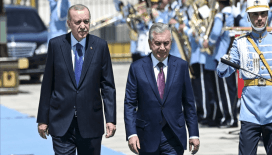 Cumhurbaşkanı Erdoğan, Özbekistan Cumhurbaşkanı Mirziyoyev'i resmi törenle karşıladı