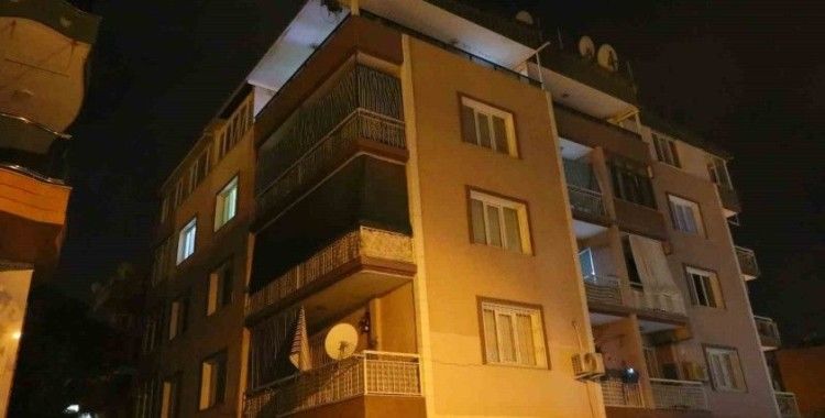 İzmir’de karısını boğarak öldüren şahıs intihar etti
