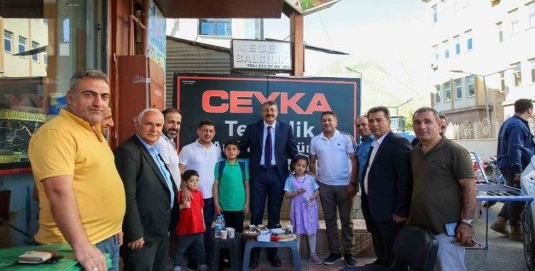 Vali Çelik vatandaşlarla bir araya geldi
