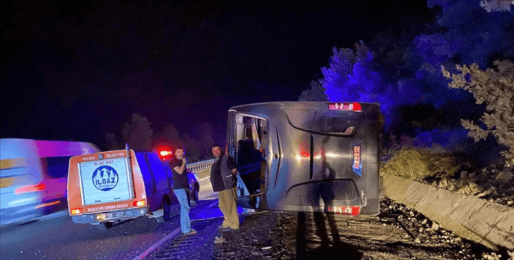 Çankırı'da şarampole devrilen otobüsteki 9 kişi yaralandı