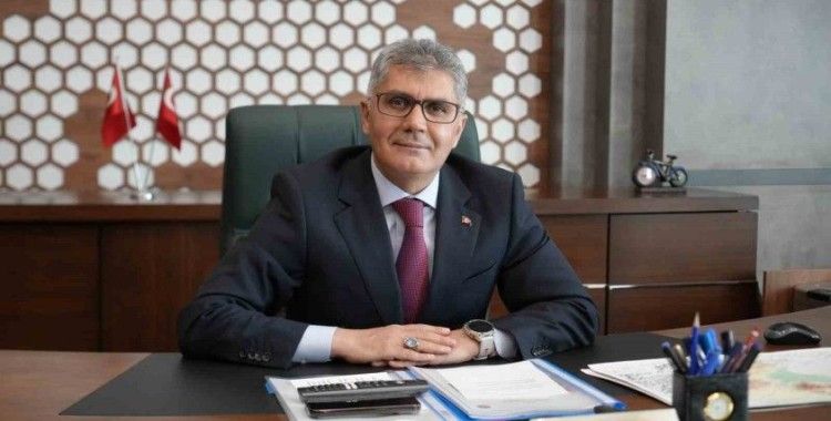 Vali Çelik Türk Kızılay’ının 156. kuruluş yıldönümünü kutladı
