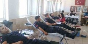 Jandarmadan Kızılay’a kan bağışı desteği
