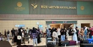 Bahreyn’den gelen ilk charter yolcuları Rize’de
