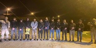 Yurt dışına kaçmaya çalışan 11 Suriyeli düzensiz göçmen ve organizatör yakalandı