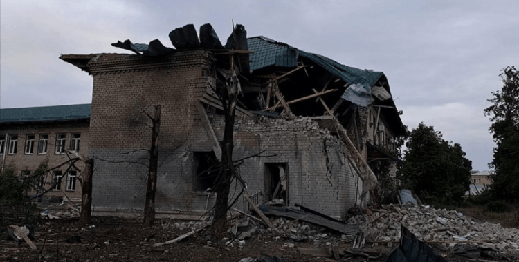 Rusya: Ukrayna askeri üslerindeki uçak park yerleri ve altyapısını vurduk