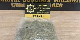 Kütahya’da aracında uyuşturucu bulunan sürücü gözaltına alındı
