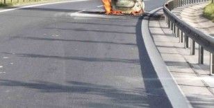 TEM Otoyolu’nda seyir halindeki otomobil alev alev yandı
