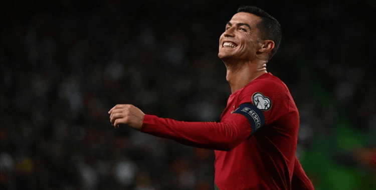 Cristiano Ronaldo: Bu jenerasyonun bu büyüklükte bir turnuvayı kazanmayı hak ettiğine inanıyorum