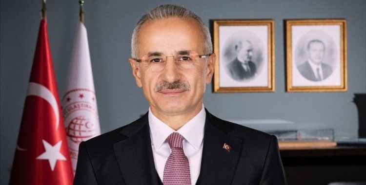 Bakan Uraloğlu, çelik ağ uygulamasıyla Türkiye'nin yol güvenliğini sağladıklarını bildirdi