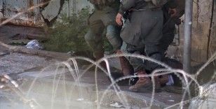 İsrail ordusunun alıkoyduğu gazeteci, Filistinlilerin maruz kaldığı işkenceyi anlattı