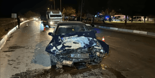 Kütahya'da trafik kazasında 2 kişi öldü, 3 kişi yaralandı