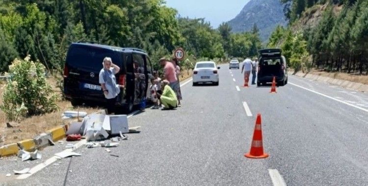 Marmaris yolunda kaza: 7 yaralı