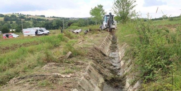 Tarıma can veren sulama kanalları temizleniyor
