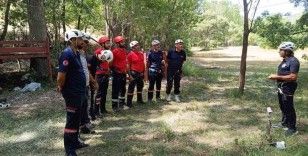 Bingöl’de itfaiye ekiplerine dağcılık eğitimi verilmeye başlandı
