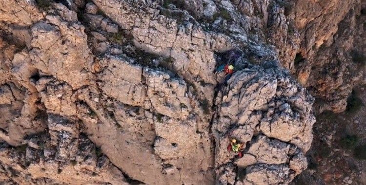 Milli Dağcı Tunç Fındık, Erzincan’da tırmanış gerçekleştirdi
