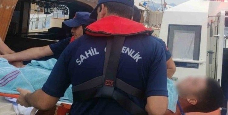 Fethiye’de teknede yaralanan iki vatandaşa Sahil Güvenlikten tıbbi tahliye
