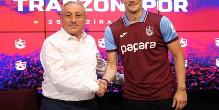 Trabzonspor, yeni transferleri Borna Barisic ve John Lundstram ile sözleşme imzaladı
