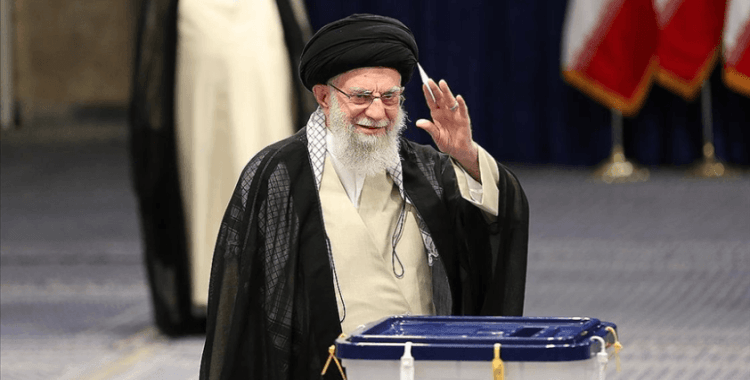 Oyunu kullanan İran lideri Hamaney, halkı sandığa çağırdı