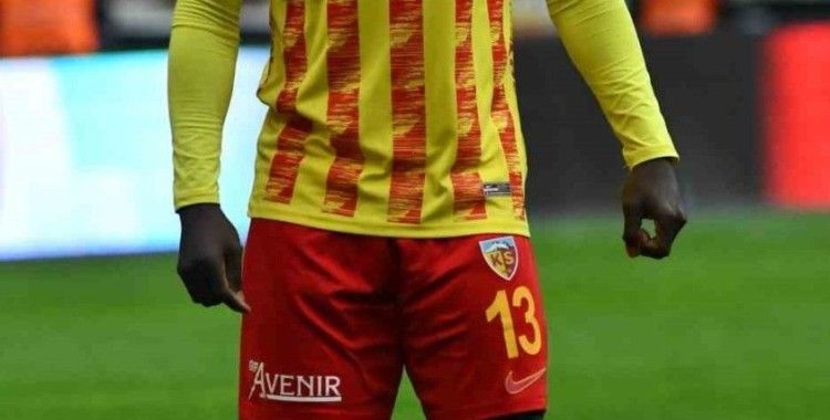 Stephane Bahoken 1 yıl daha Kayserispor’da
