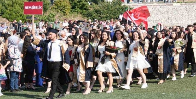 Bilecik’te mezuniyet coşkusu yaşandı
