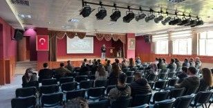 Kars’ta belediye personellerine afet eğitimi verildi
