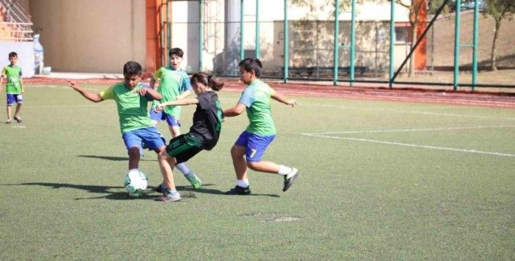 Minikler Pişmaniye Cup Futbol Turnuvasında kıyasıya mücadele etti
