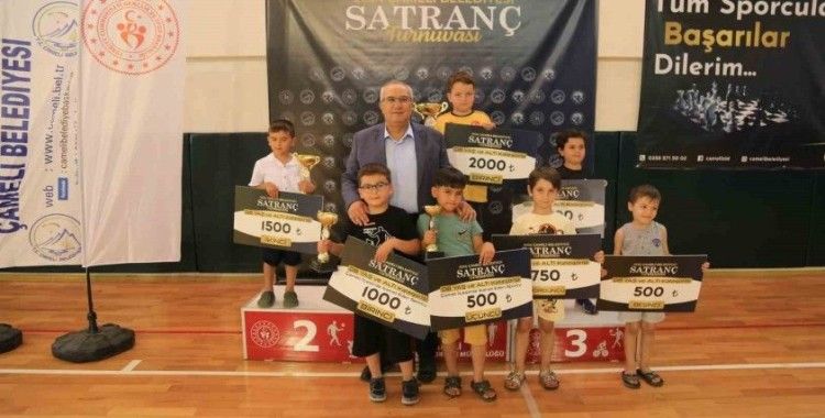 Çameli Belediyesi ELO Satranç Turnuvası tamamlandı
