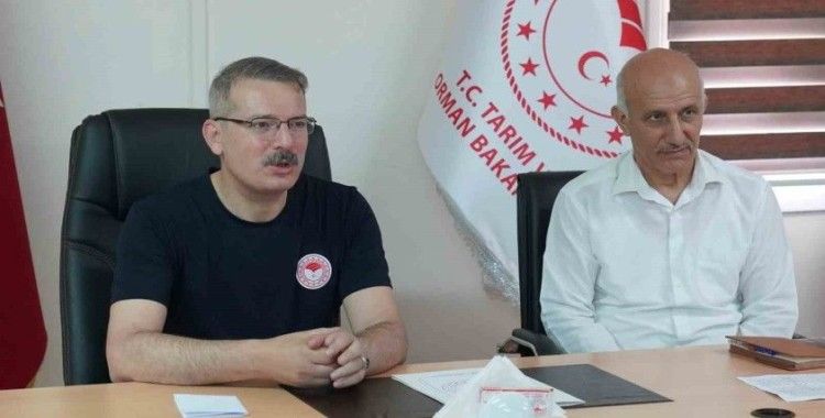 Adana Tarım ve Orman İl Müdürlüğü, zirai mücadele değerlendirme toplantısı gerçekleştirdi
